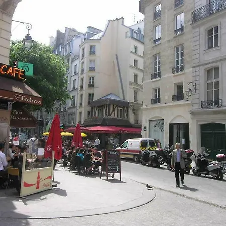 Soho Center/marais/pompidou/louvre Apartment